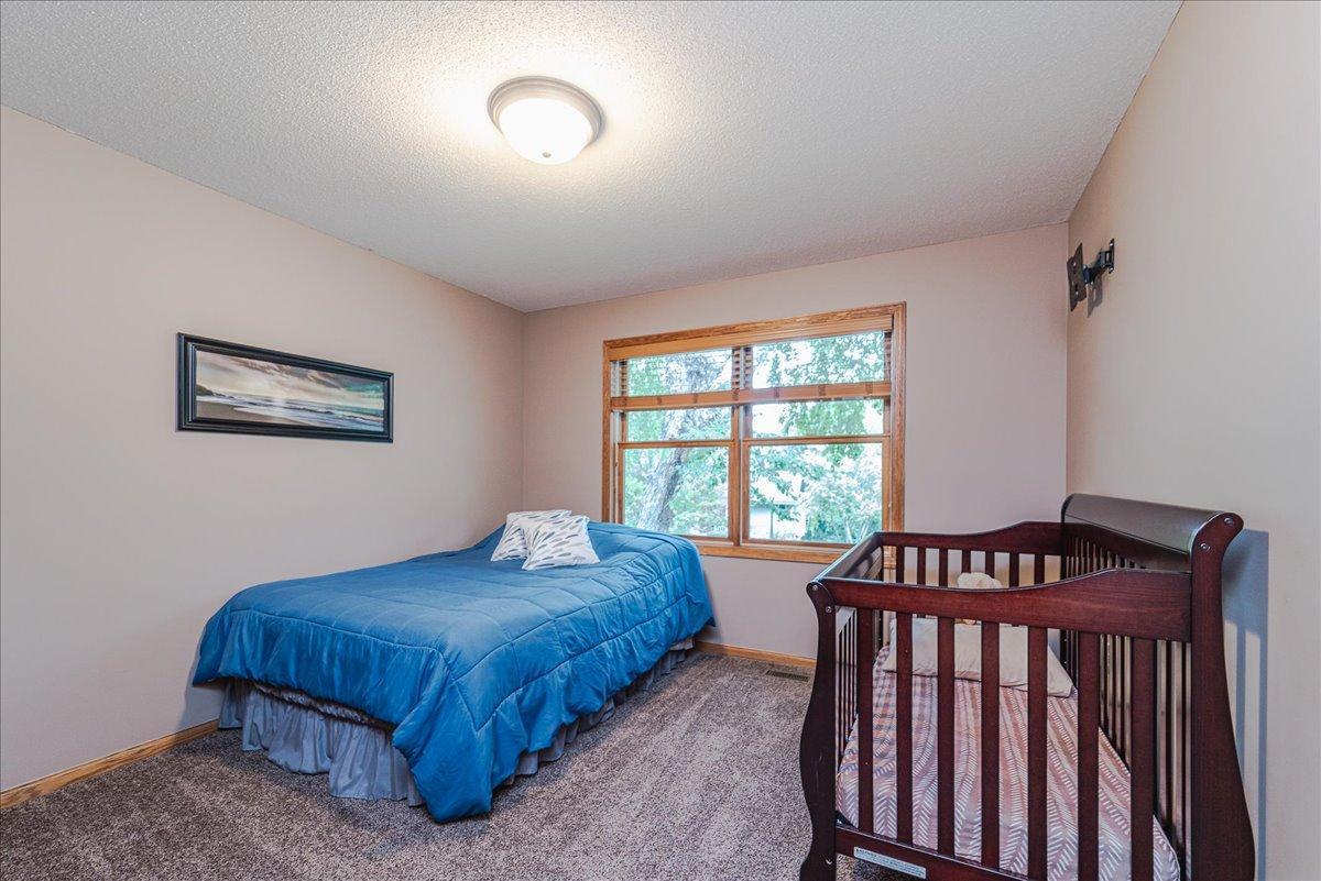 5903 Bryant Lane Inver Grove Heights, MN 55076 - Photo 20 of 36