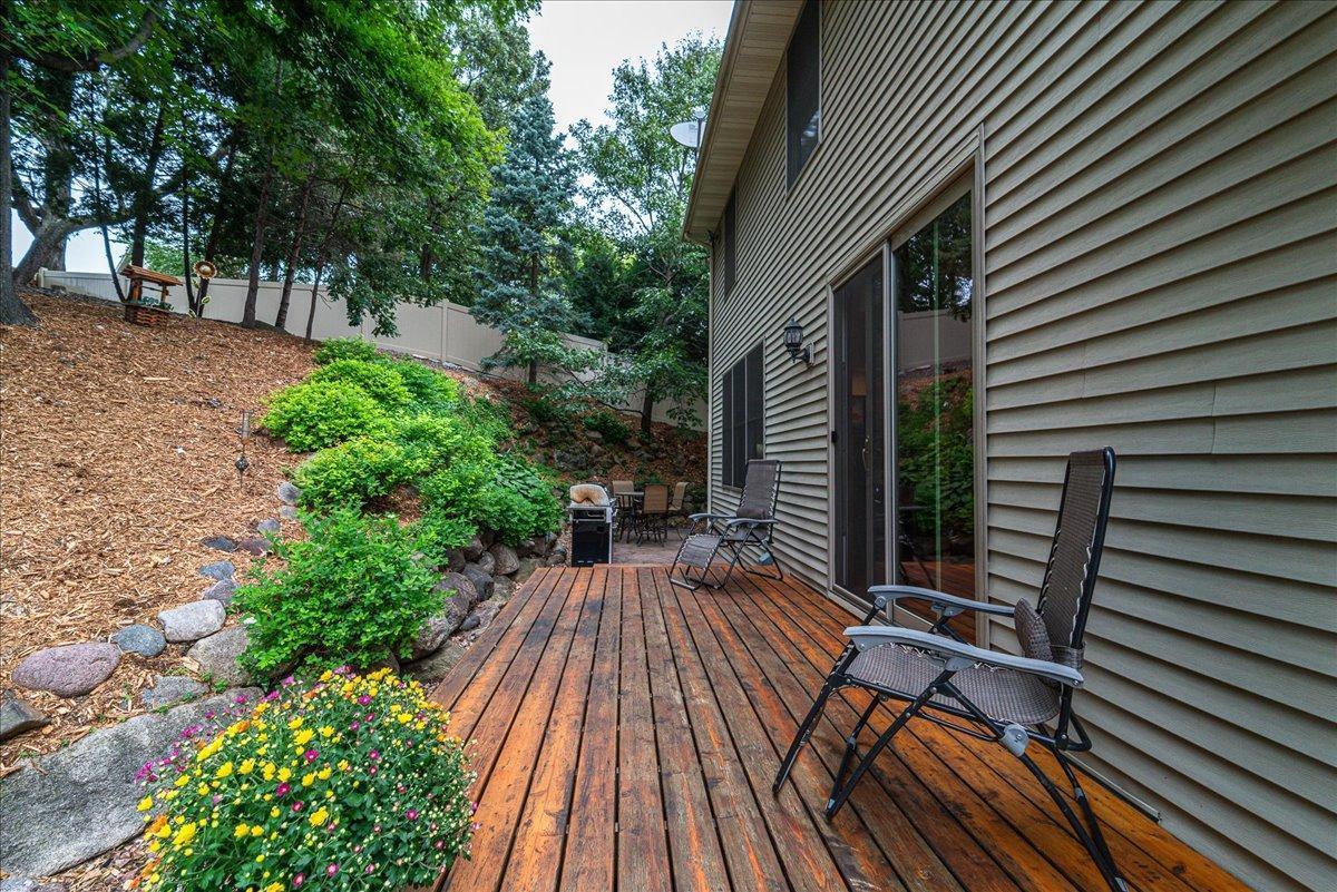 5903 Bryant Lane Inver Grove Heights, MN 55076 - Photo 31 of 36