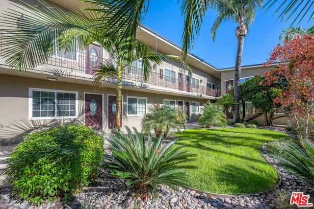 $5,585,000 | 276 South Sierra Madre Boulevard, Pasadena, CA 91107