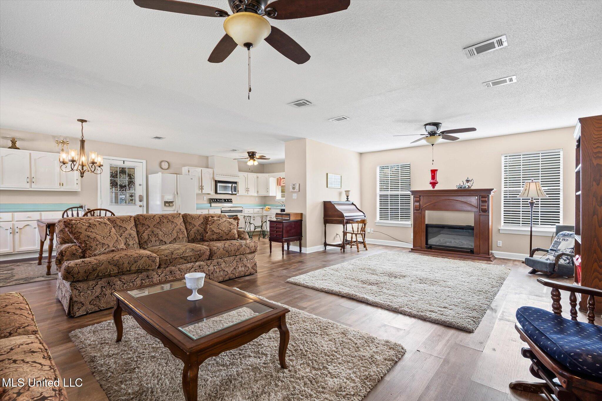 2924 Dantzler Street Moss Point, MS 39563 - Photo 2 of 24 02-2924 Dantzler St-102