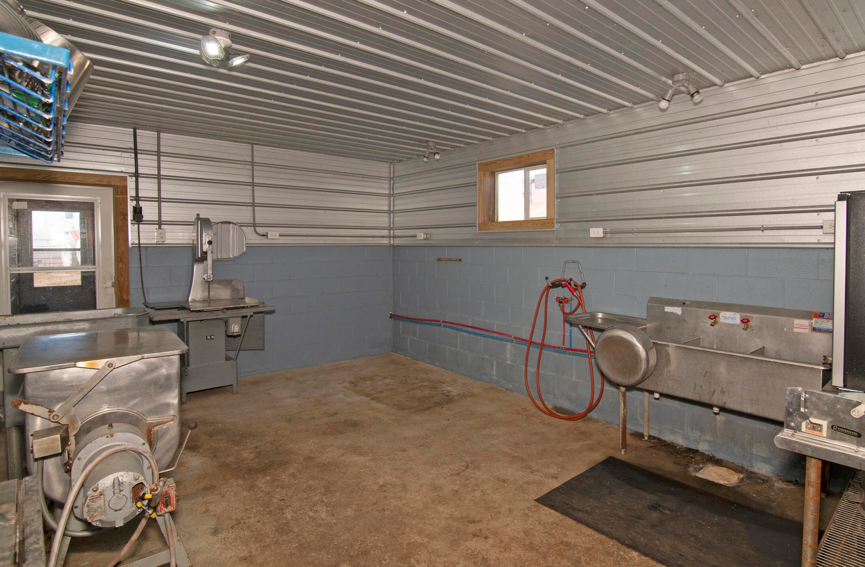 656 Miller Farm Road Peterstown, WV 24963 - Photo 121 of 156 Barn Processing Room