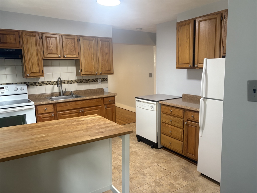 18 Symmes Street, Unit 1 Boston, MA 02131 - Photo 13 of 20