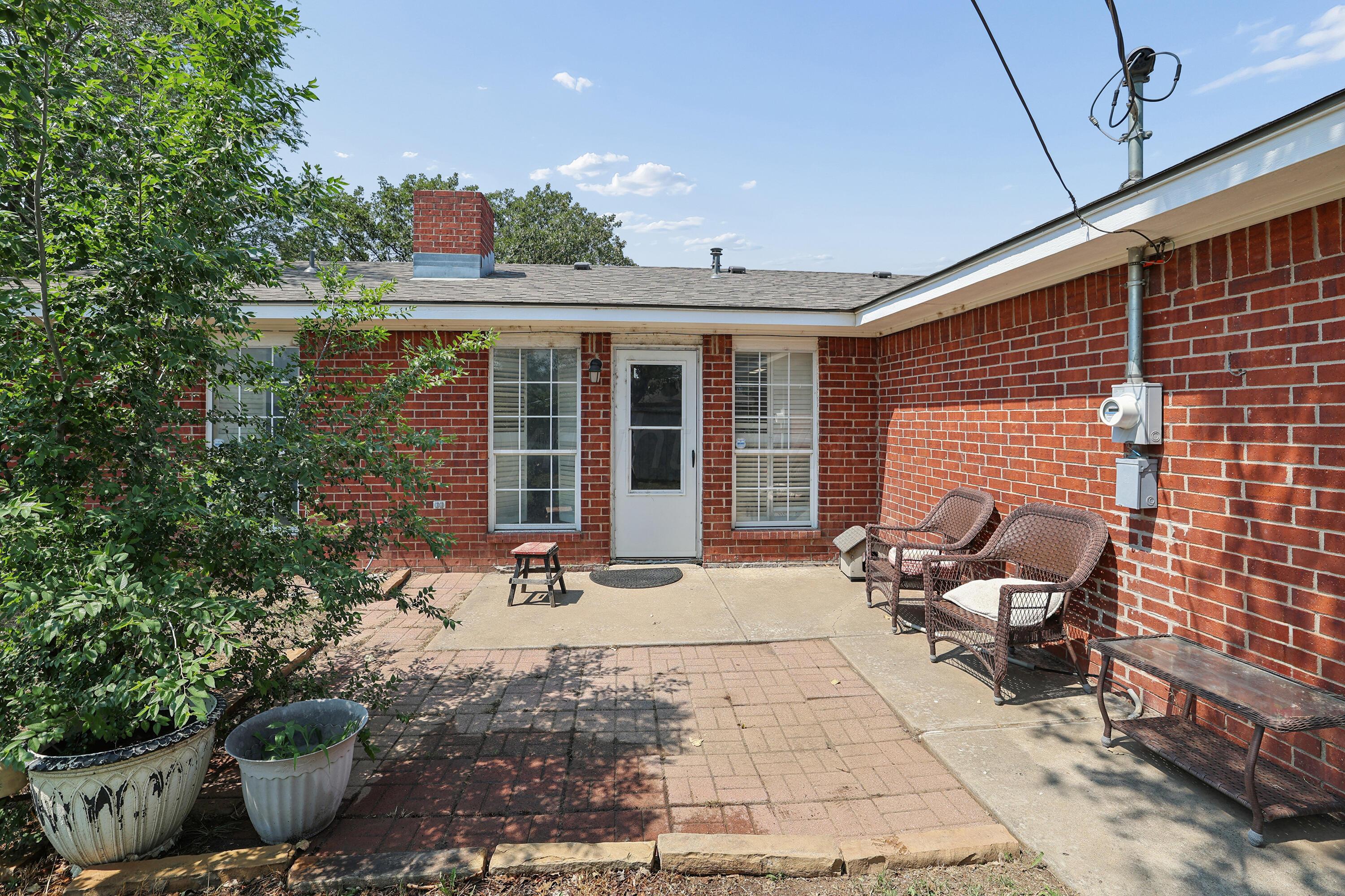 1001 Sterling Drive Amarillo, TX 79110 - Photo 22 of 25 21-Back Patio