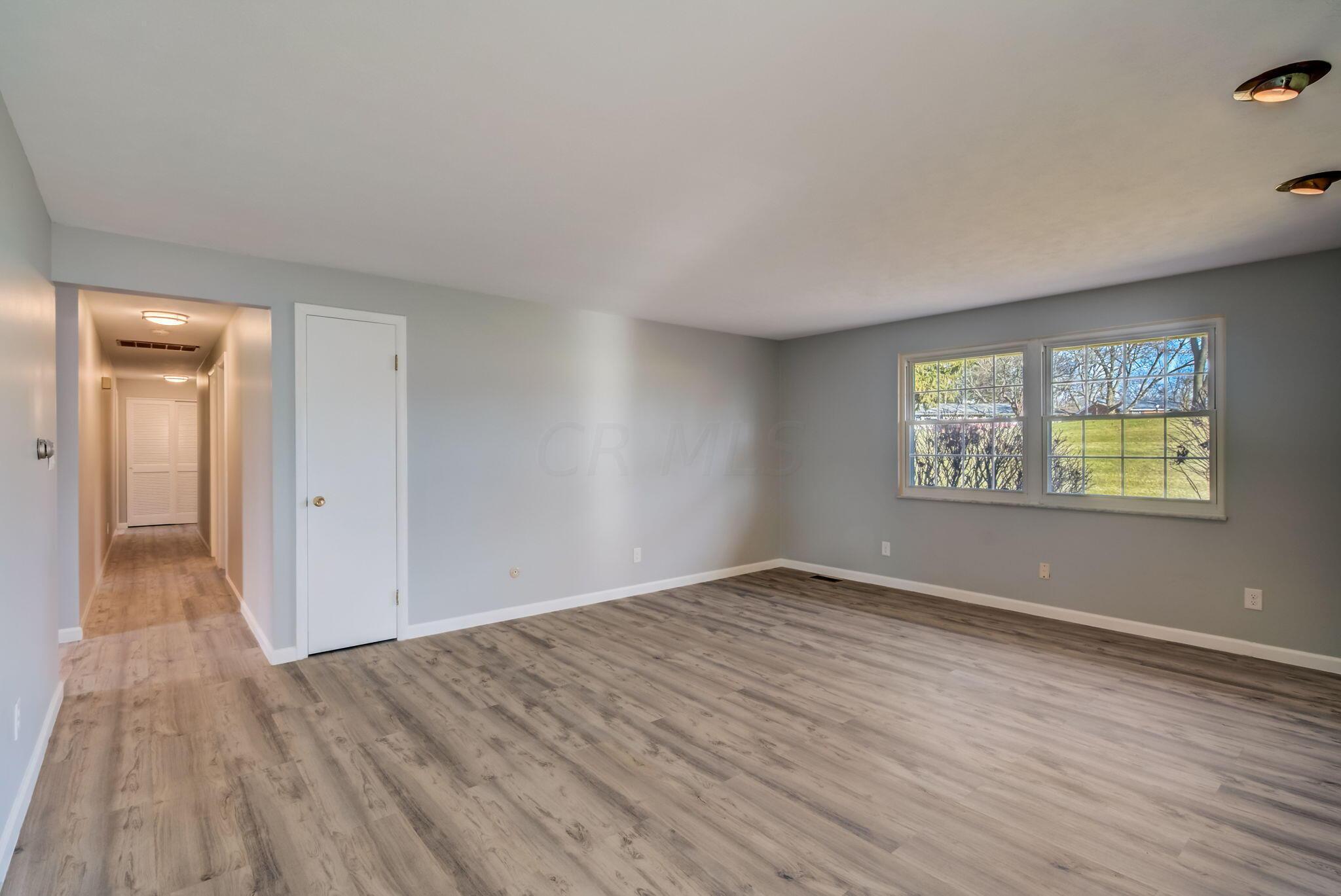 5548 Oak Valley Road Dayton, OH 45440 - Photo 38 of 44 7-web-or-mls-Oak Valley Rd-005