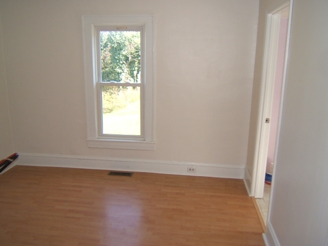 85 Short Road Blue Ridge, VA 24064 - Photo 6 of 21 Dining Room