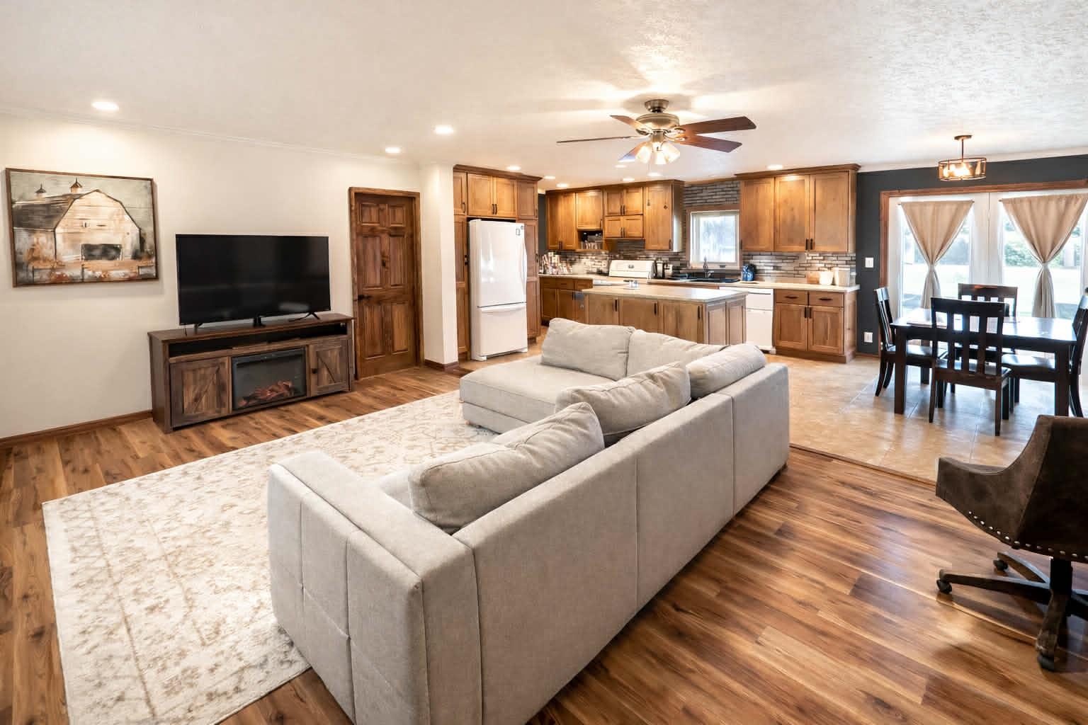 N3543 Willow Road Pulaski, WI 54162 - Photo 2 of 18