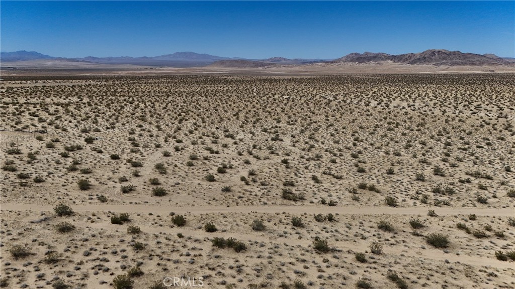 752 Firethorn Way Johnson Valley, CA 92285 - Photo 3 of 10 a view of a pathway