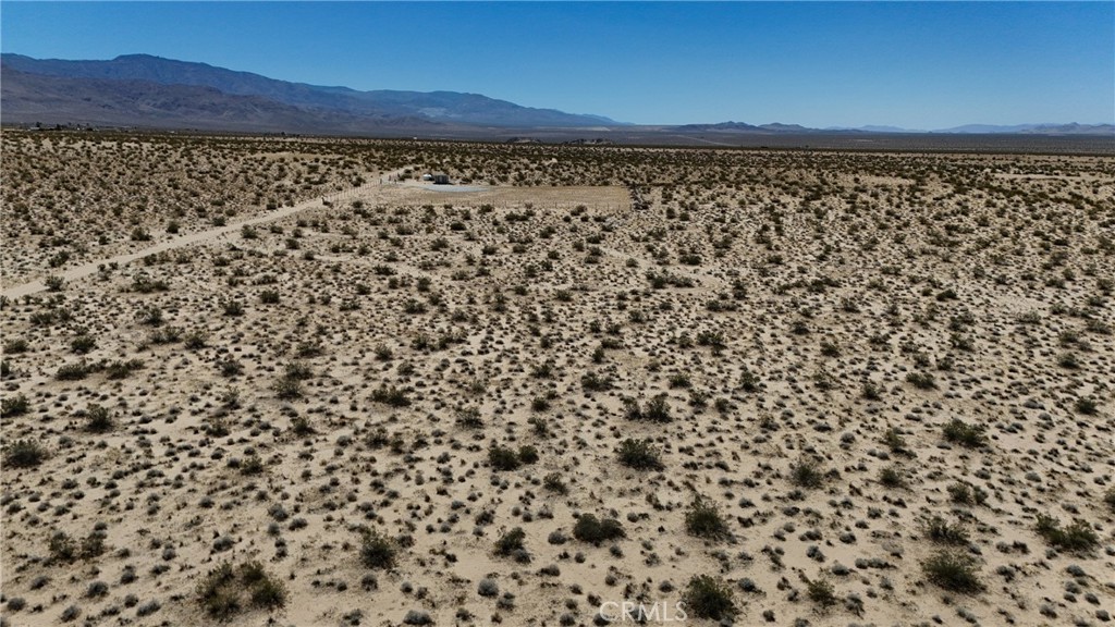 752 Firethorn Way Johnson Valley, CA 92285 - Photo 4 of 10