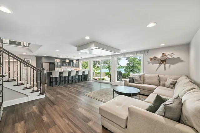 $3,750,000 | 34436 Valley Road, Summit, WI 53066