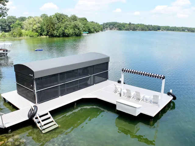 $3,750,000 | 34436 Valley Road, Summit, WI 53066