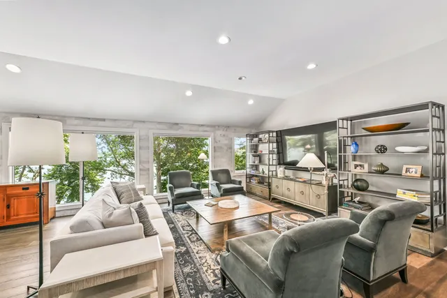 $3,750,000 | 34436 Valley Road, Summit, WI 53066