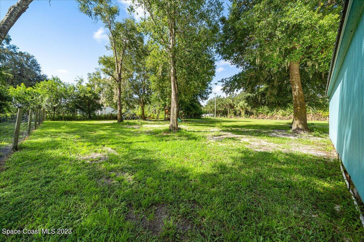 6135 Dixie Way Mims, FL 32754 - Photo 31 of 36 31-untitled-26