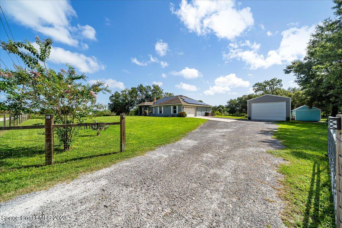 6135 Dixie Way Mims, FL 32754 - Photo 4 of 36 04-untitled-32