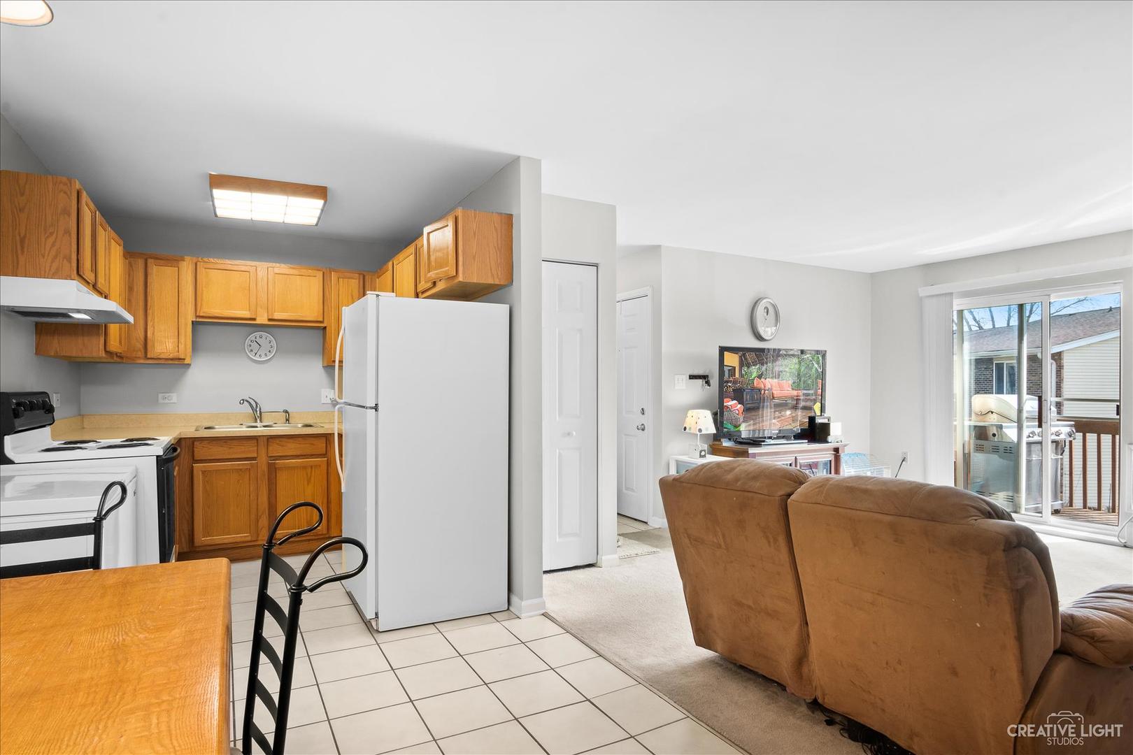 1900 Light Road, Unit 209 Oswego, IL 60543 - Photo 5 of 11
