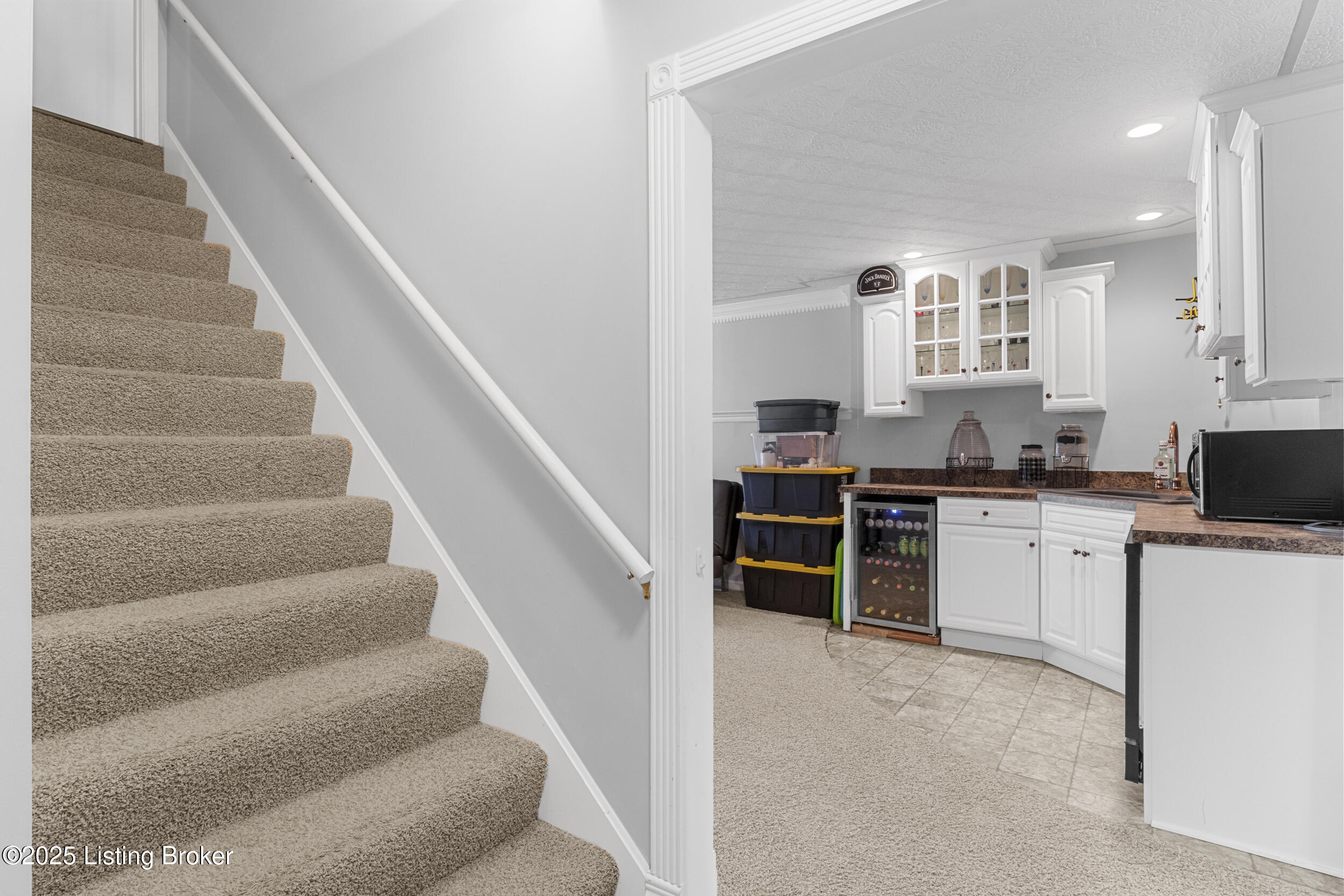 6921 Matthews Road Louisville, KY 40258 - Photo 27 of 38 dsc09738