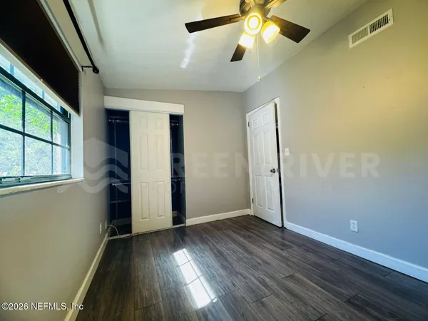 $2,000 | 246 Sara Drive, Jacksonville, FL 32218