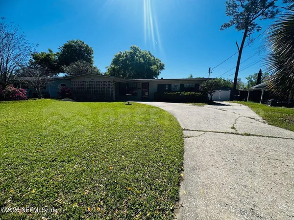 $2,000 | 246 Sara Drive, Jacksonville, FL 32218
