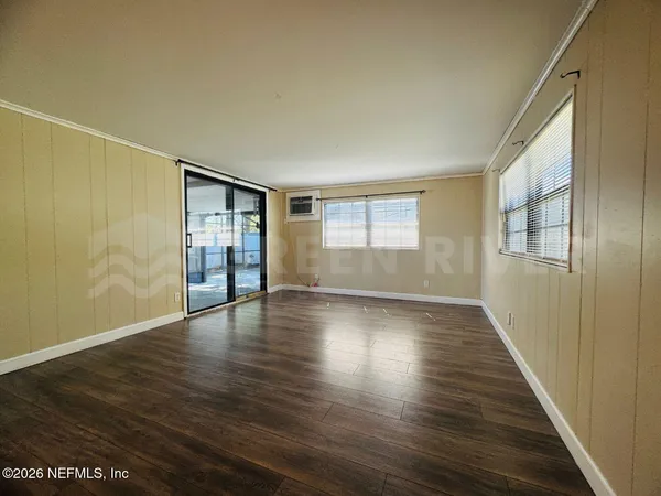 $2,000 | 246 Sara Drive, Jacksonville, FL 32218