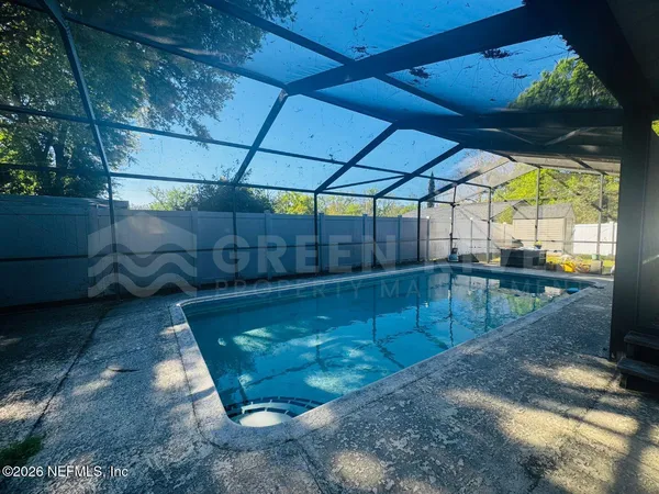 $2,000 | 246 Sara Drive, Jacksonville, FL 32218