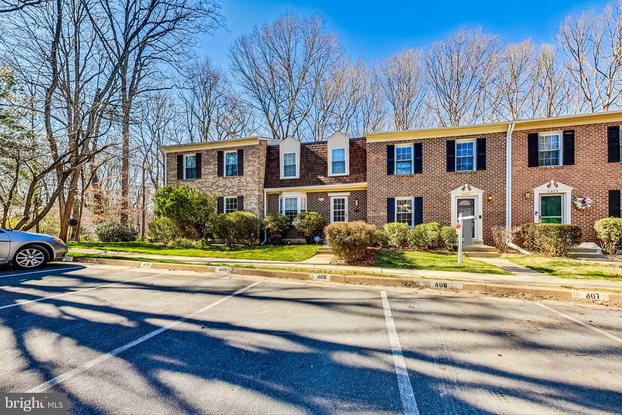 6415 Old Scotts Court Springfield, VA 22152 - Photo 4 of 44 Expanded Front view with 2 Parking Spaces (408)