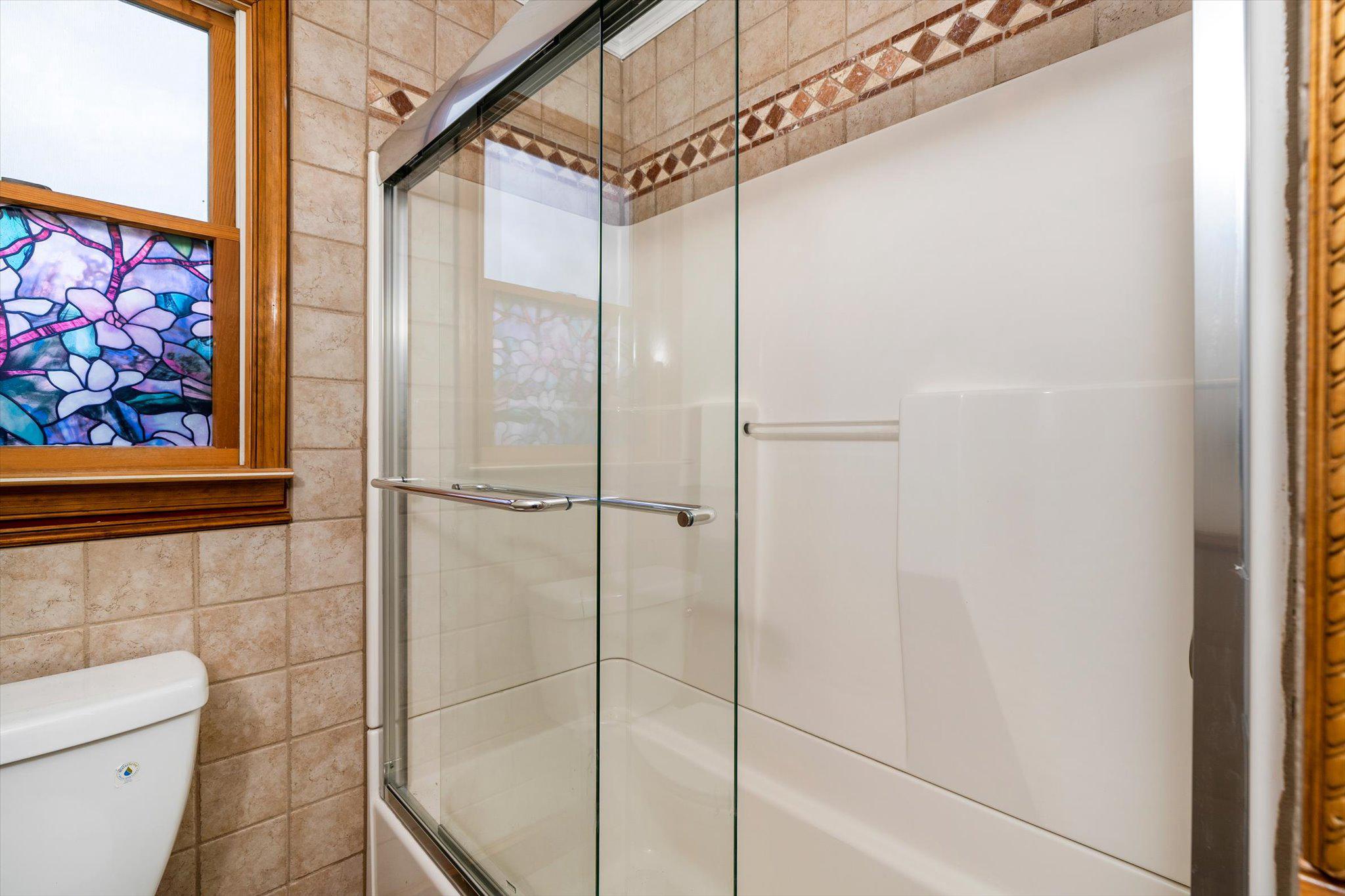 406 Flock Road Hamilton, NJ 08619 - Photo 25 of 40 Full bathroom