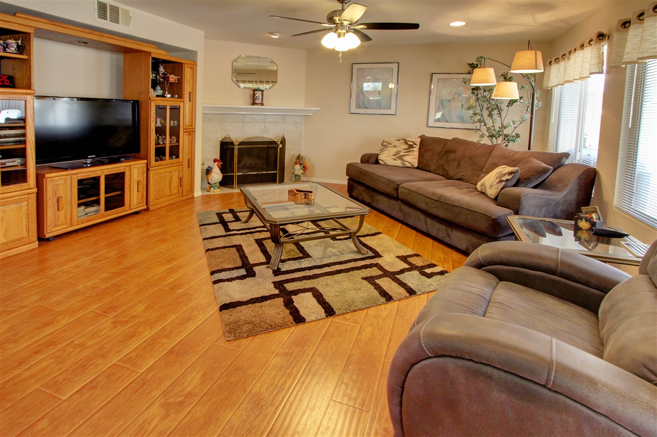 2010 Pointe Parkway Spring Valley, CA 91978 - Photo 11 of 24 Gallery Image 11