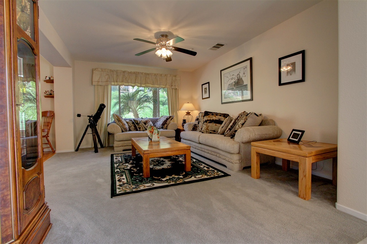 2010 Pointe Parkway Spring Valley, CA 91978 - Photo 12 of 24 Gallery Image 12