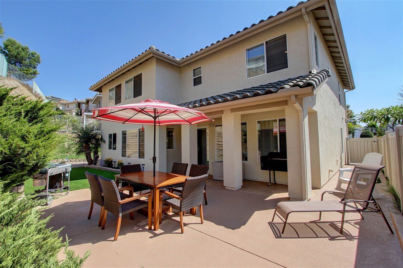 2010 Pointe Parkway Spring Valley, CA 91978 - Photo 6 of 24 Gallery Image 6