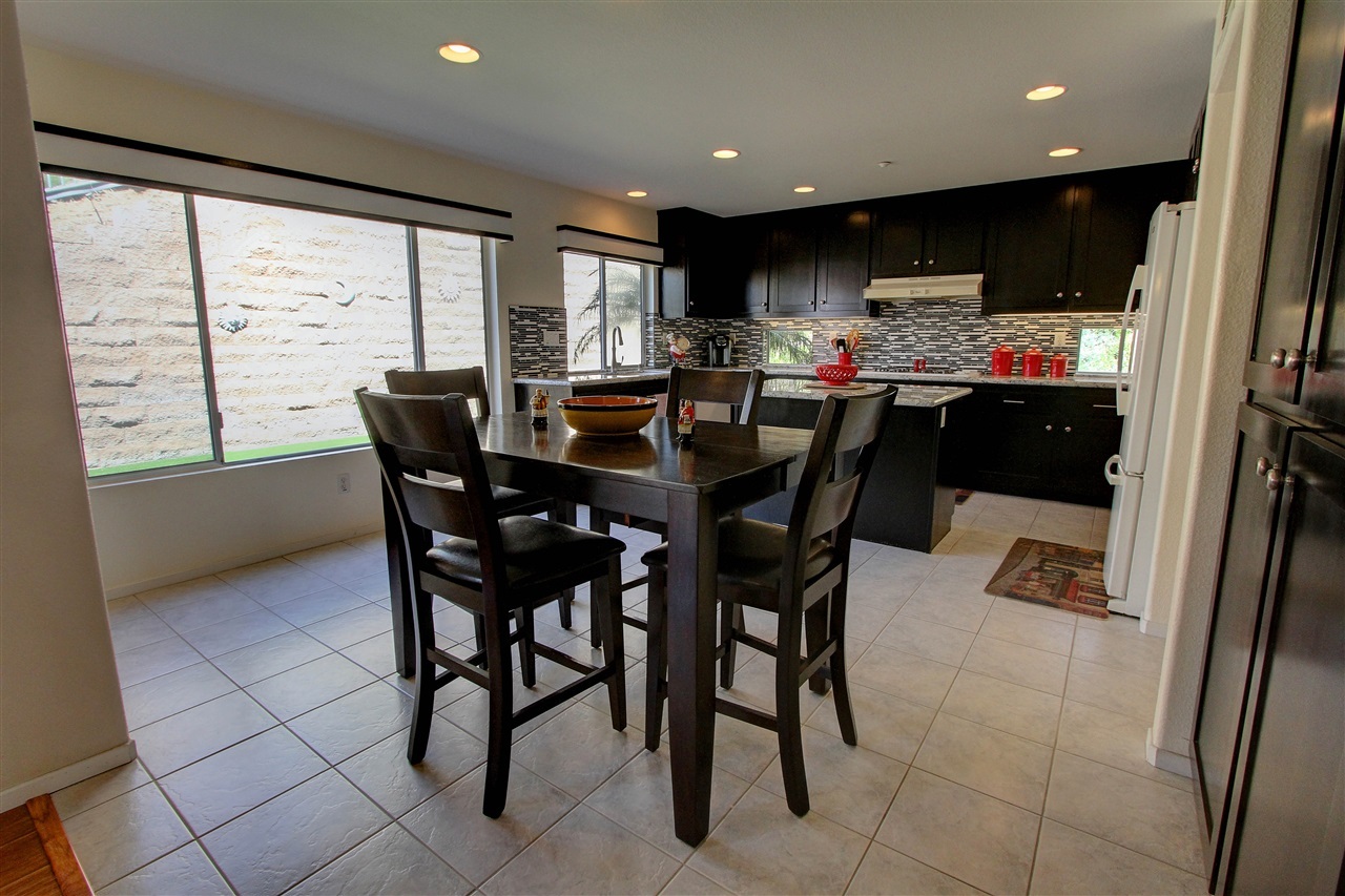 2010 Pointe Parkway Spring Valley, CA 91978 - Photo 8 of 24 Gallery Image 8