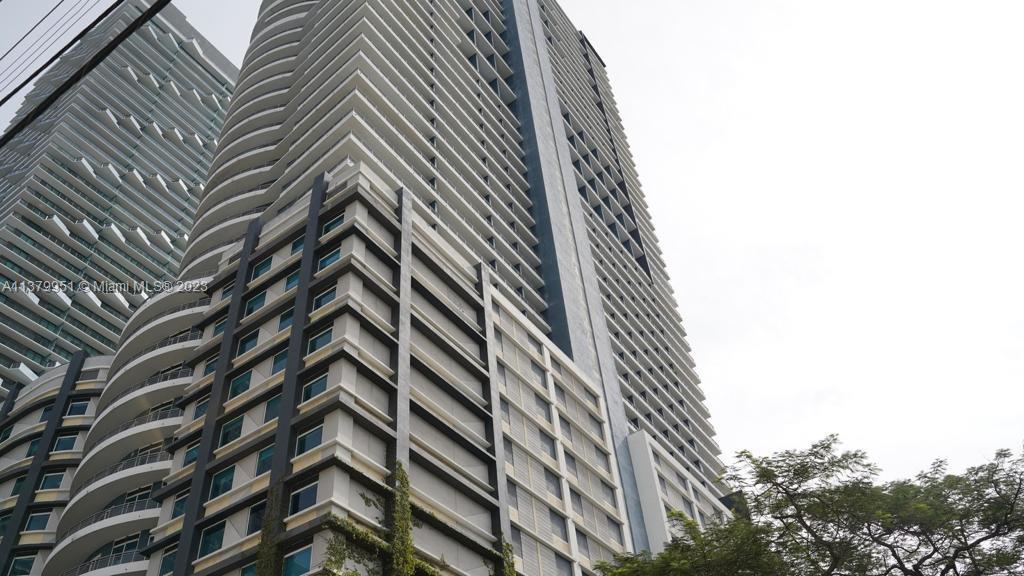60 Southwest 13th Street, Unit 2413 Miami, FL 33130 - Photo 2 of 27 a front view of a building