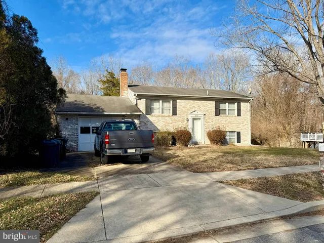 a house view with a outdoor space
