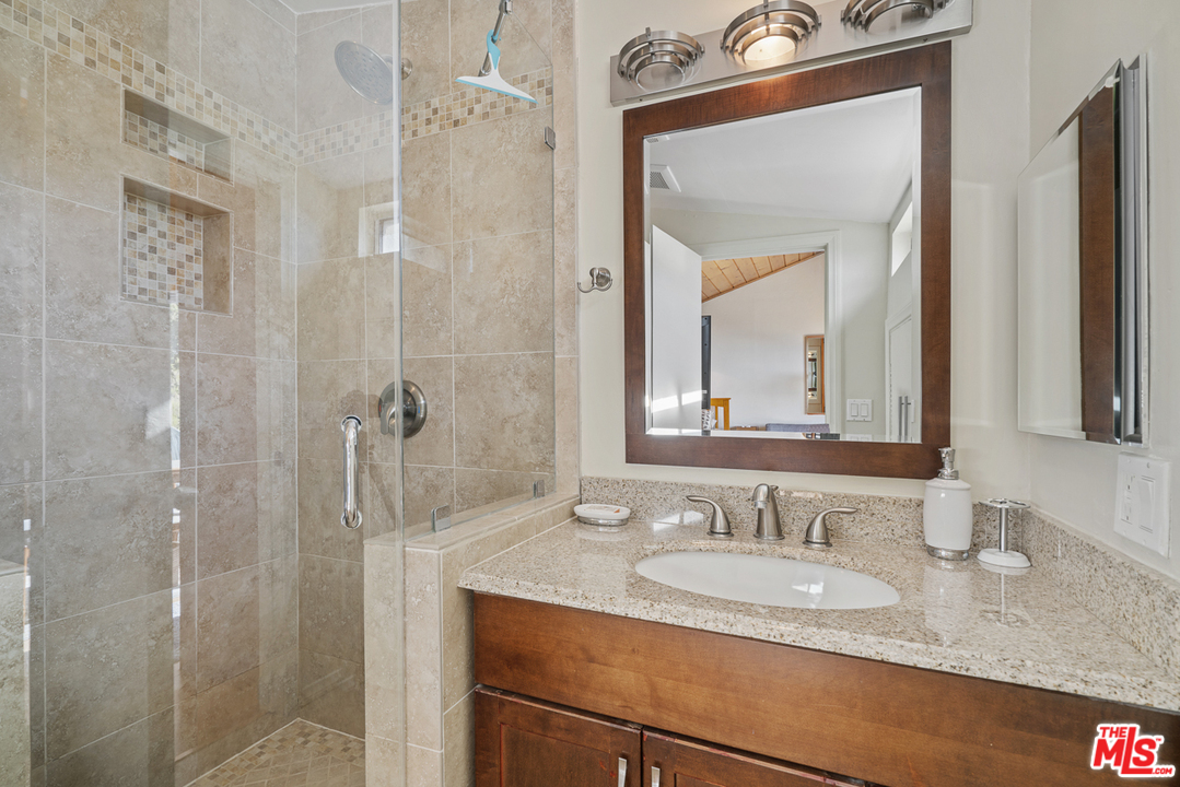 20433 Seaboard Road Malibu, CA 90265 - Photo 30 of 36