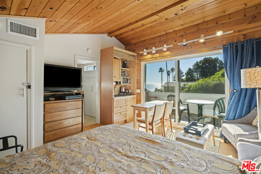 20433 Seaboard Road Malibu, CA 90265 - Photo 31 of 36