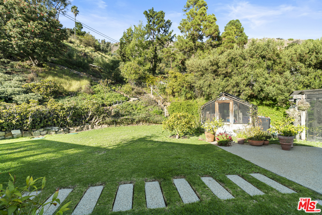 20433 Seaboard Road Malibu, CA 90265 - Photo 34 of 36