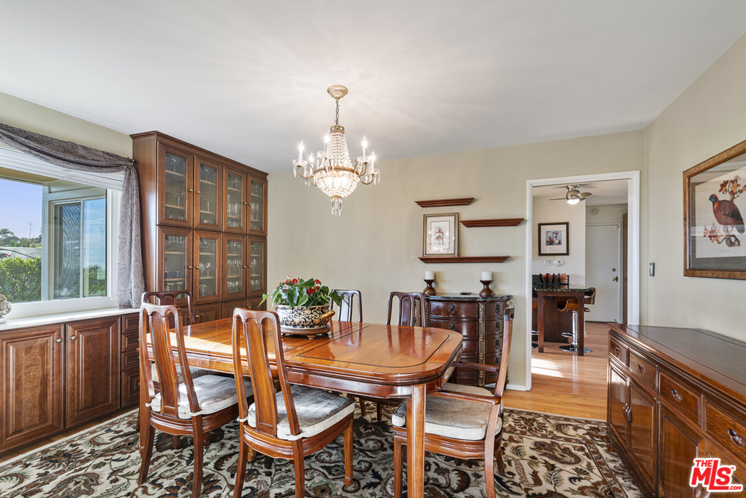 20433 Seaboard Road Malibu, CA 90265 - Photo 10 of 36