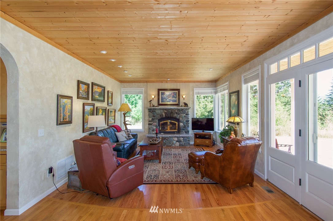 1521 Palo Alto Road Sequim, WA 98382 - Photo 11 of 40