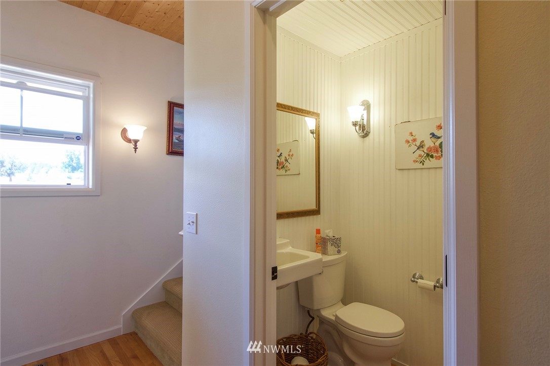 1521 Palo Alto Road Sequim, WA 98382 - Photo 25 of 40