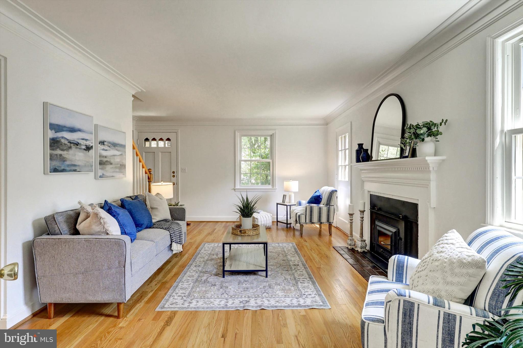 10214 Big Rock Road Silver Spring, MD 20901 - Photo 6 of 39 Living Room w/ Fireplace