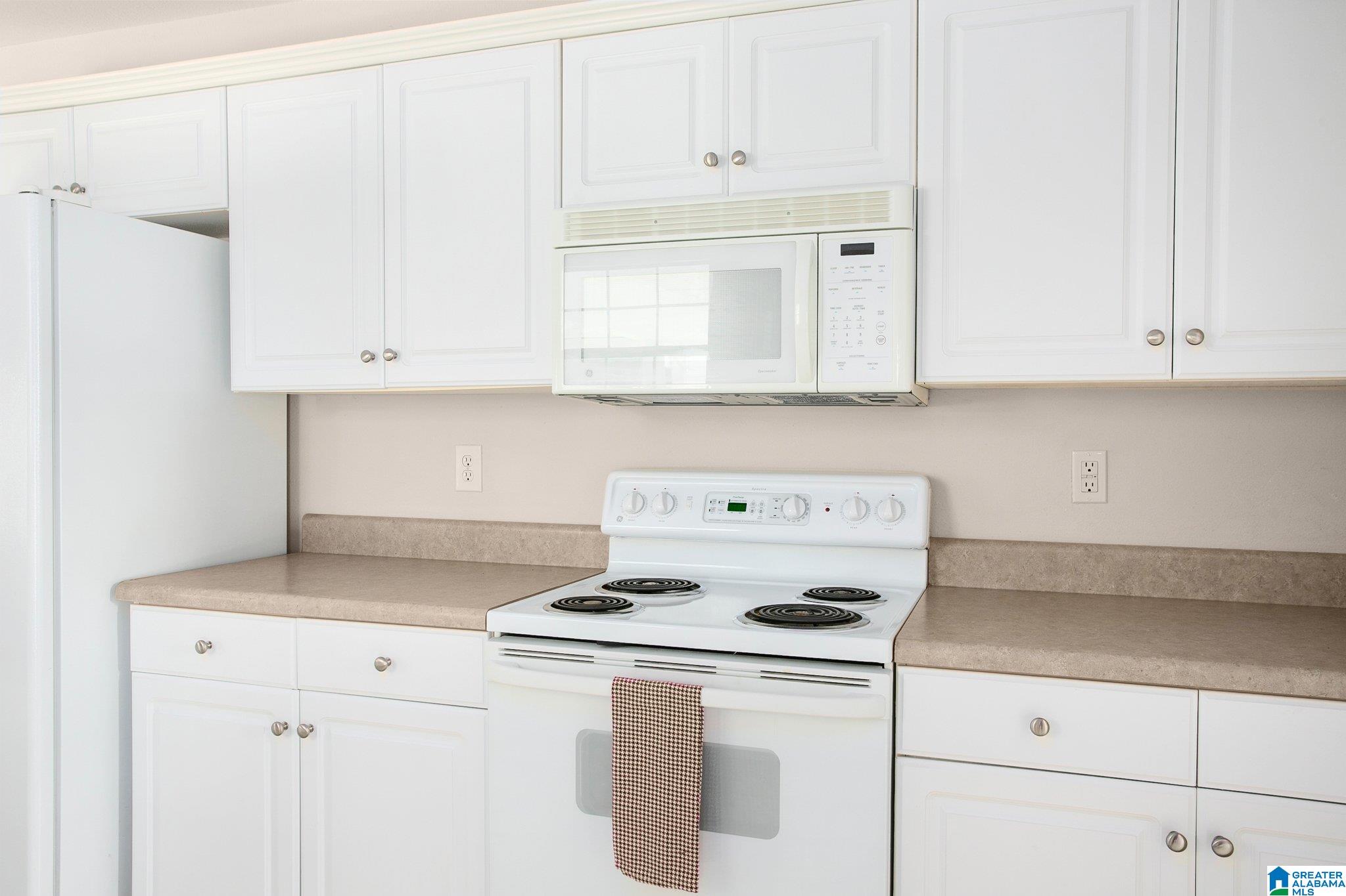 216 Silverstone Lane Alabaster, AL 35007 - Photo 14 of 26