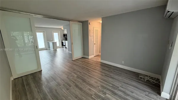 $1,600 | 2115 Northeast 42nd Court, Unit 206N, Lighthouse Point, FL 33064