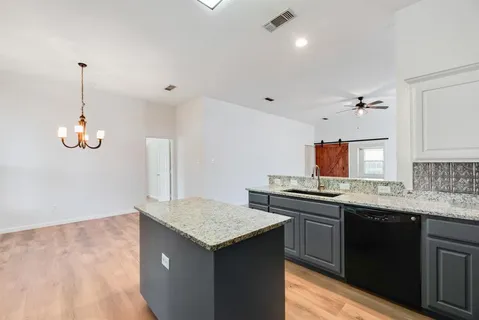 $330,000 | 104 Goldeneye Lane, Fort Worth, TX 76120