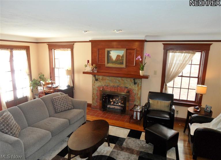 6454 South Canterbury Road Parma, OH 44129 - Photo 2 of 25