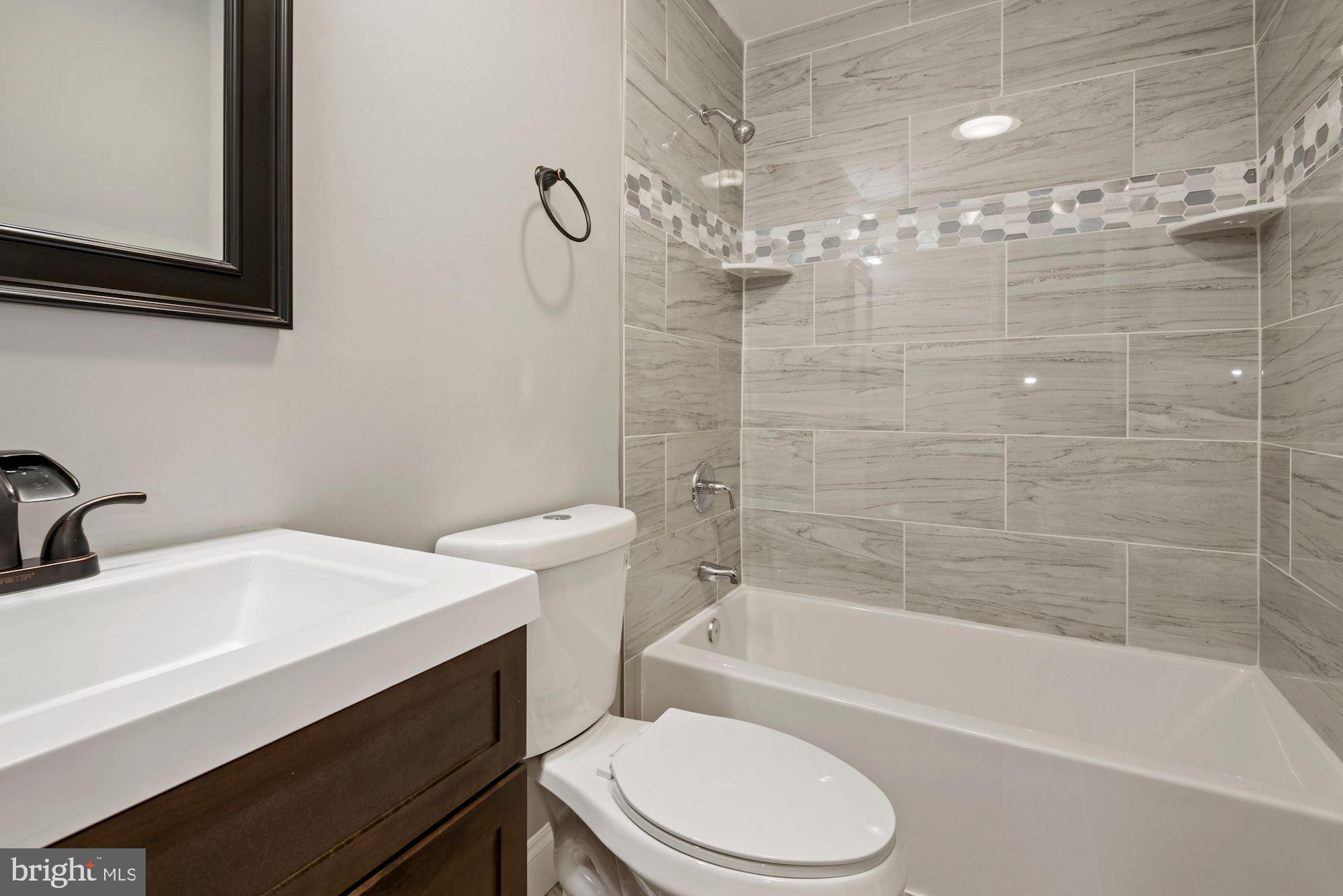 2046 Putnam Road Halethorpe, MD 21227 - Photo 14 of 33