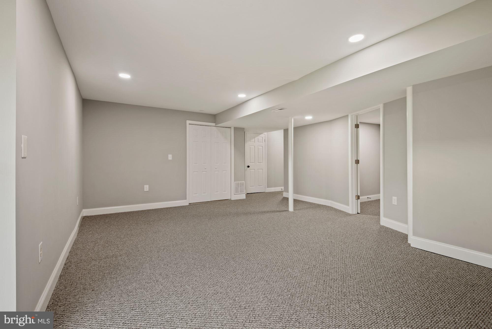 2046 Putnam Road Halethorpe, MD 21227 - Photo 19 of 33