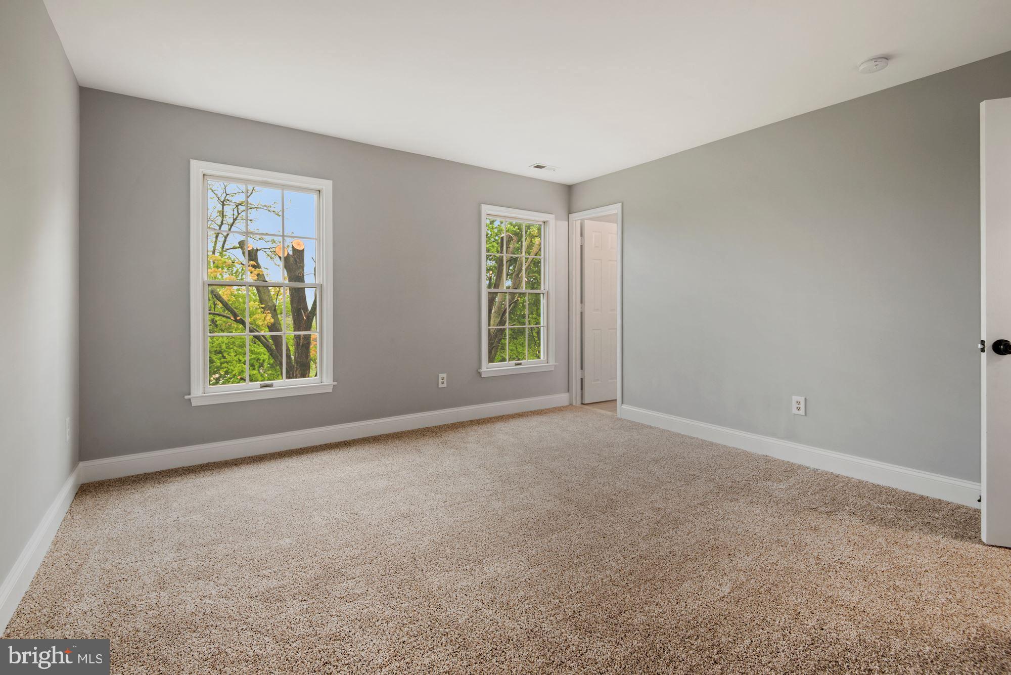 2046 Putnam Road Halethorpe, MD 21227 - Photo 23 of 33
