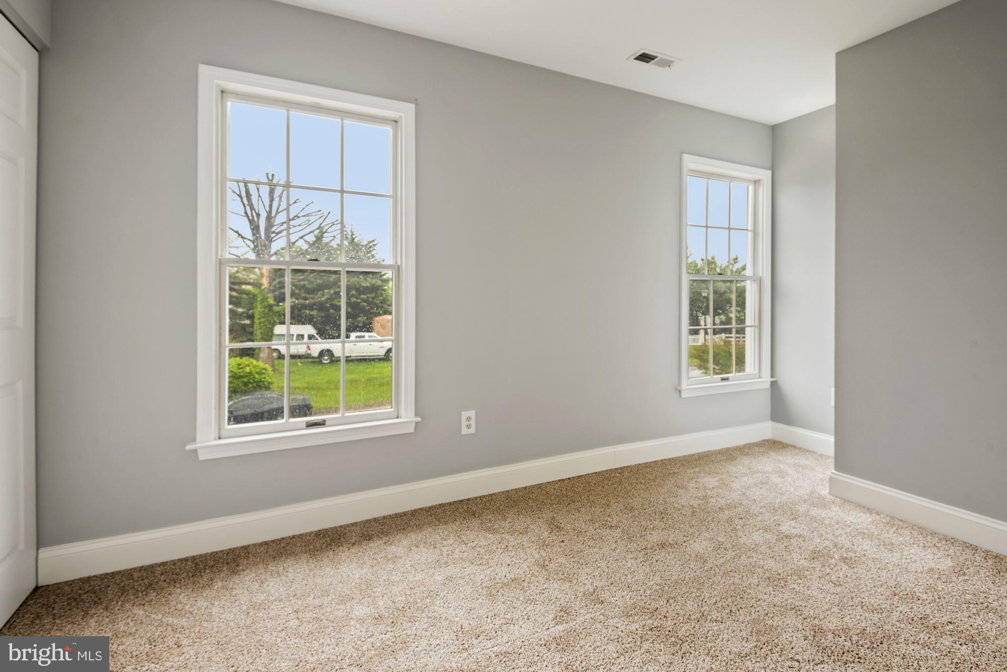 2046 Putnam Road Halethorpe, MD 21227 - Photo 25 of 33