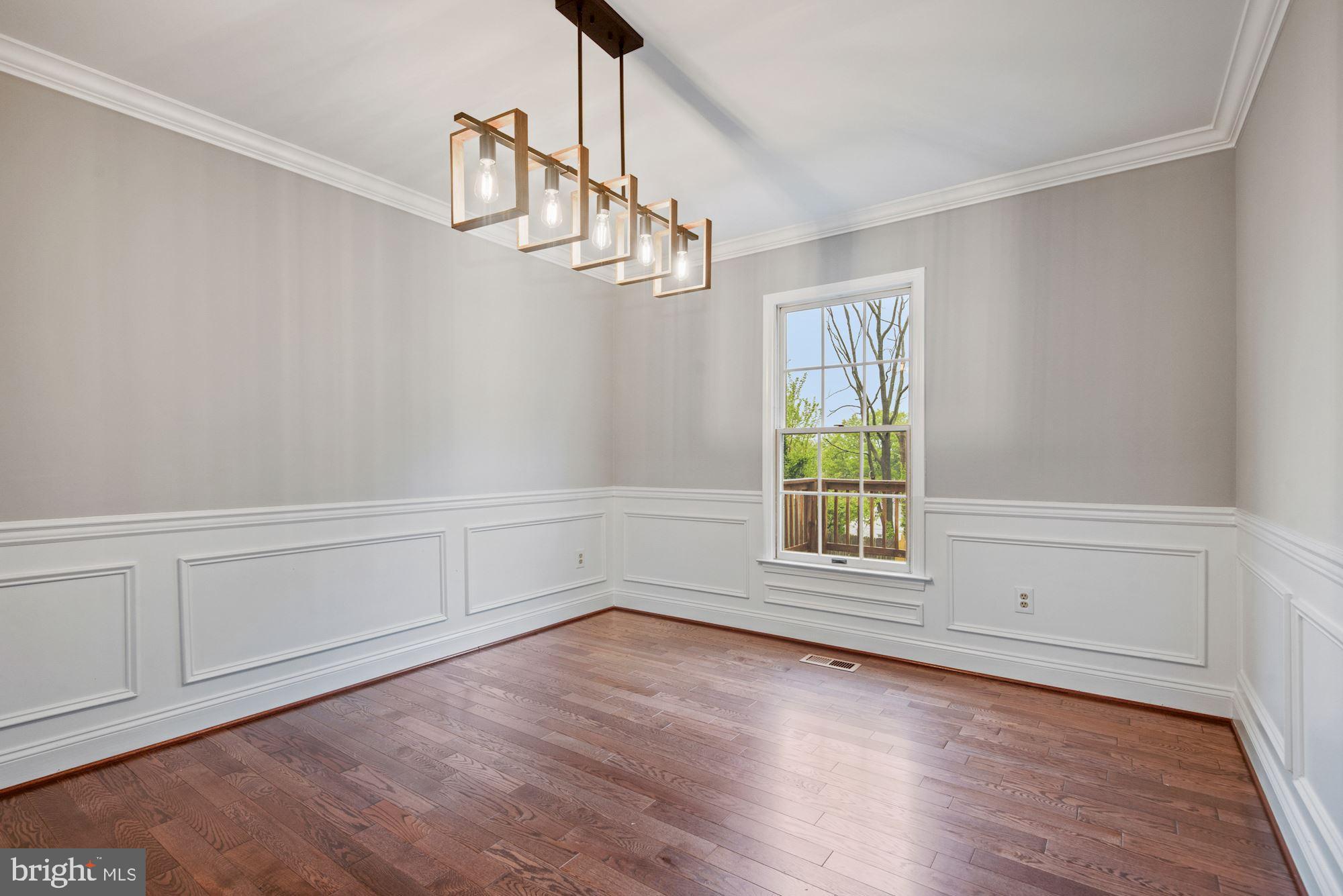 2046 Putnam Road Halethorpe, MD 21227 - Photo 3 of 33