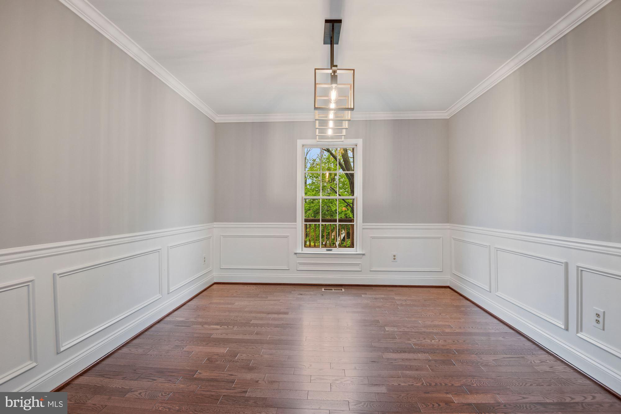 2046 Putnam Road Halethorpe, MD 21227 - Photo 5 of 33