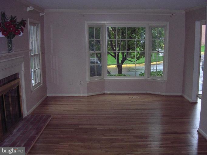2280 Cartbridge Road Falls Church, VA 22043 - Photo 2 of 10 Living RM w/Bay Window
