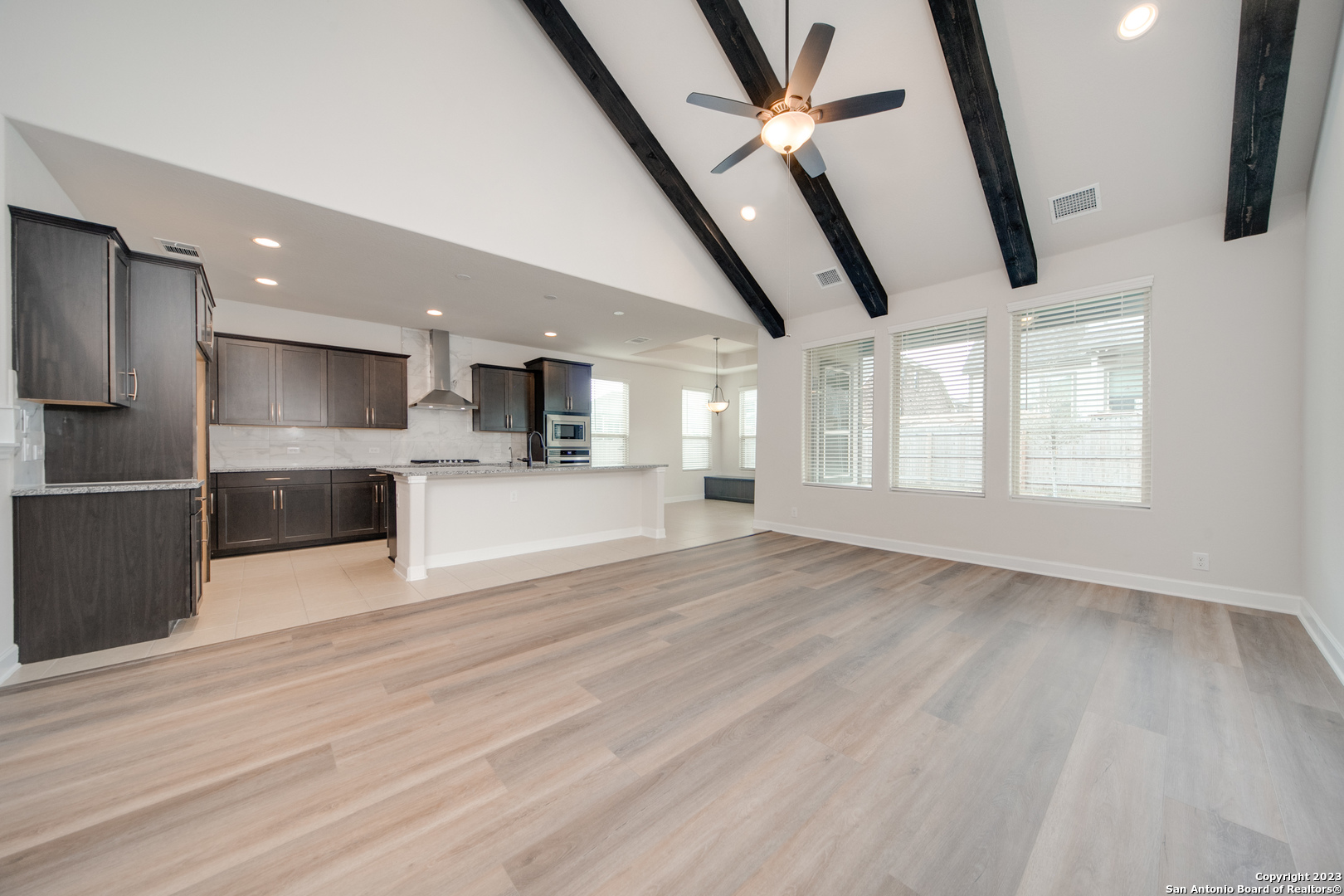 118 Wickersham Boerne, TX 78015 - Photo 3 of 12